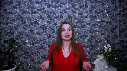 Mari online show from November 11, 9:33 am