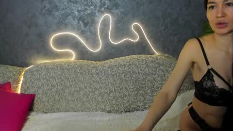 Olivia online show from April 4, 1:56 am