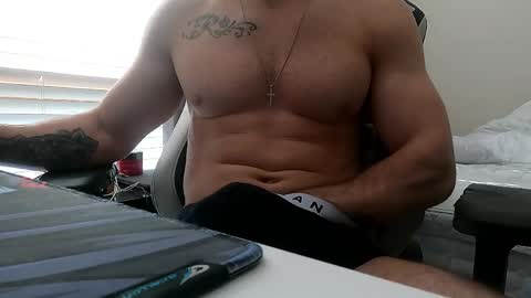 Dreaming on going live with a woman p online show from April 25, 1:35 pm