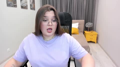 dreamforyoue online show from March 10, 3:34 am