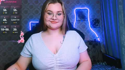 dreamforyoue2 online show from June 9, 6:07 pm