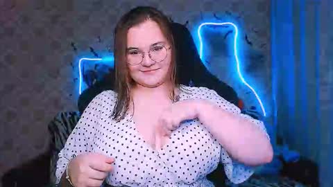 dreamforyoue2 online show from October 26, 5:56 pm