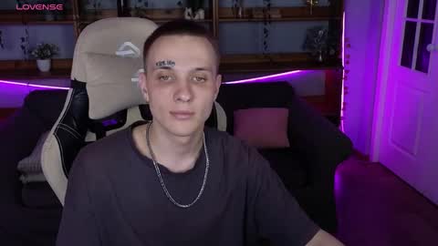 im Kai ntmu online show from April 10, 8:41 am