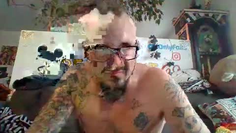 Snapshot of dreamlight69 chatting on December 2, 6:49 pm Dreamlight online show from December 2, 6:49 pm