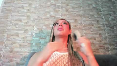 dreams_chloe online show from June 7, 10:31 am
