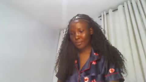 dreamydollxo485 online show from July 26, 8:39 pm