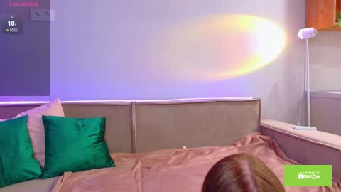 Snapshot of dreamyeyesella chatting on September 14, 1:56 pm Ella online show from September 14, 1:56 pm