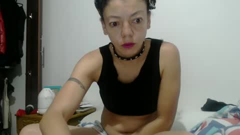 DreamyLatina online show from January 19, 10:39 am