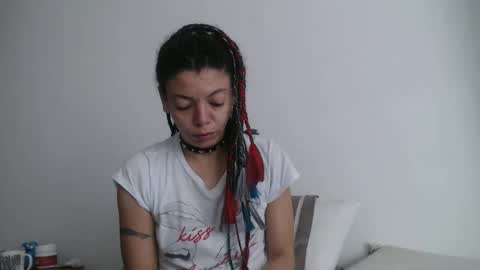 DreamyLatina online show from November 10, 1:14 pm