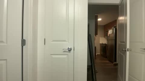 drewmackin05 online show from February 14, 3:53 am