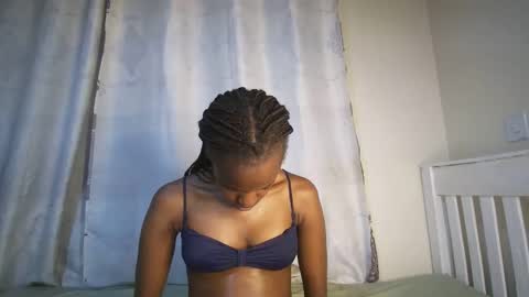 dripdong66 online show from May 23, 7:43 pm