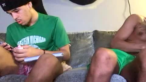 2xTheTrouble online show from March 4, 2:03 pm