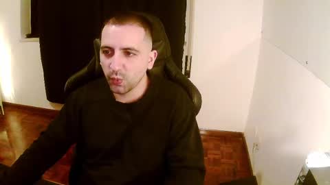 droooooones online show from February 28, 9:44 pm