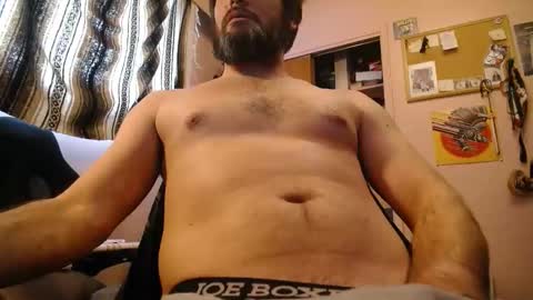 D online show from January 7, 10:15 pm