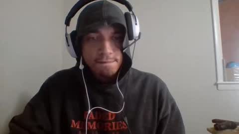 Snapshot of dubz07 chatting on December 11, 12:23 pm dubz07 online show from December 11, 12:23 pm