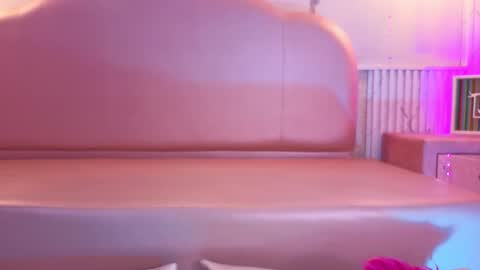 Victoria online show from October 12, 11:28 pm