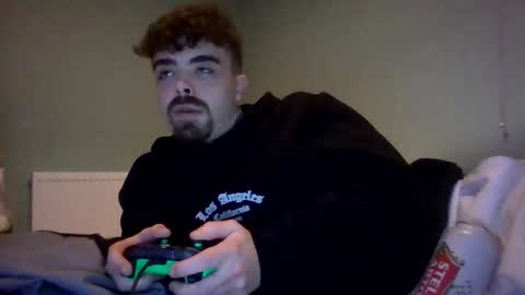 dude106954 online show from February 24, 12:46 am