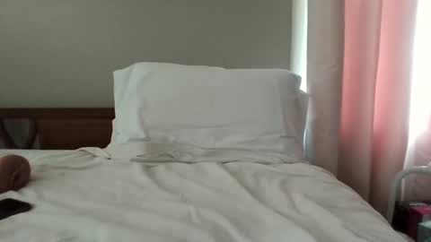 Snapshot of dudeman757 chatting on October 7, 9:00 pm dudeman757 online show from October 7, 9:00 pm