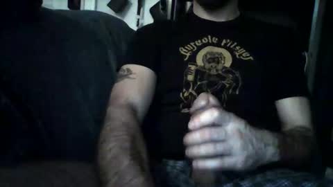 Snapshot of dudeman757 chatting on December 27, 4:15 am dudeman757 online show from December 27, 4:15 am