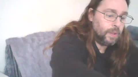 chris online show from January 9, 2:33 pm