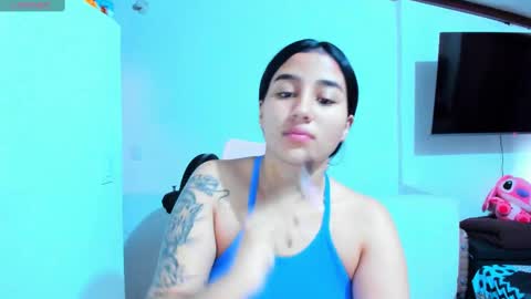 Dulce  online show from September 19, 1:37 pm