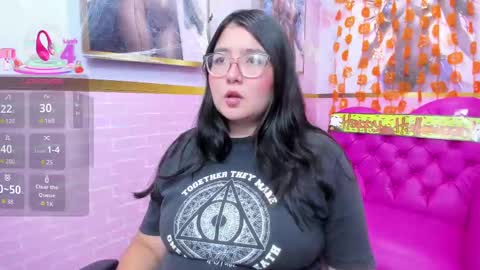 Dulce  online show from October 17, 12:09 pm