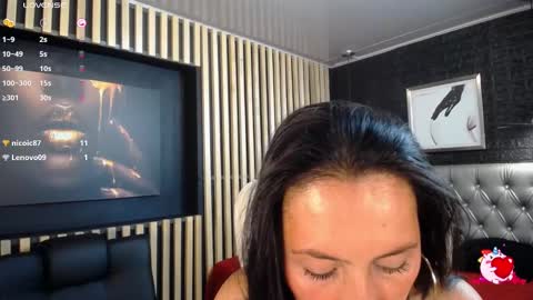 Snapshot of dulce_valeriaa chatting on February 23, 12:41 am Valeria online show from February 23, 12:41 am