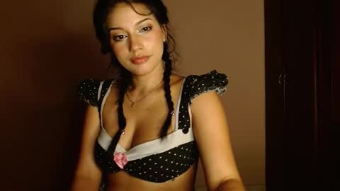 dulcepicante_1 online show from December 23, 4:07 am