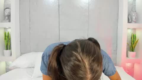 dulcevela online show from October 29, 10:54 pm