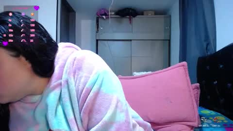 Nicole   online show from March 1, 6:39 am