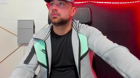 DuncanStone online show from March 13, 5:22 am