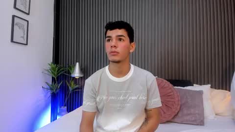 Thomas and Noah online show from October 5, 2:13 pm