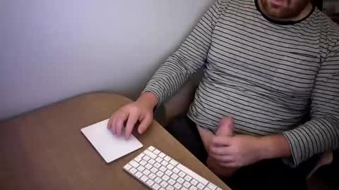 FloFrenchCurv288 online show from January 12, 1:12 am