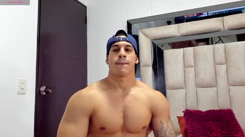 duran_dhikol1 online show from December 8, 11:18 pm