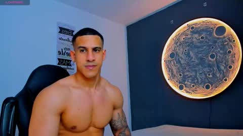 duran_dhikol1 online show from December 2, 4:00 am