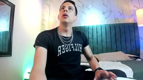 Dustin Sonne online show from June 8, 3:29 am