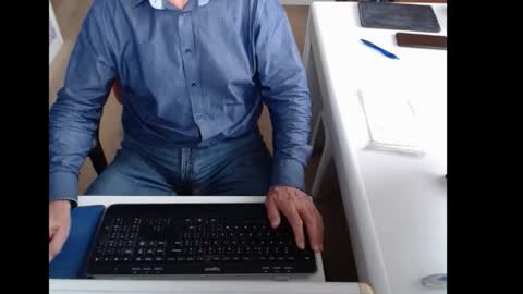 dutchpornking2 online show from October 3, 12:24 pm