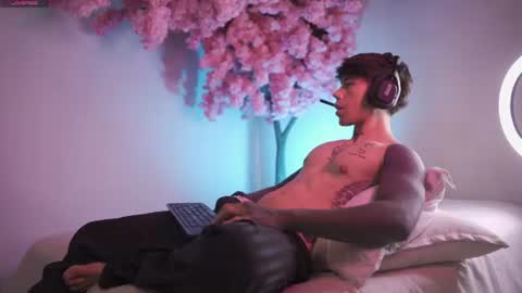 Dwayne xx online show from July 16, 1:20 am