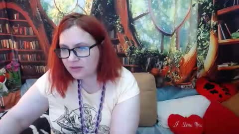 Dyanne online show from June 5, 12:32 pm