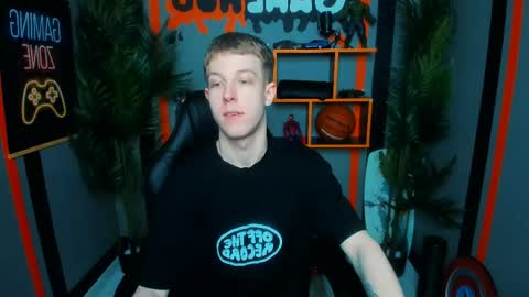 Dylan online show from April 28, 10:41 am