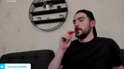 Dylan online show from March 10, 6:07 am