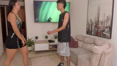 Mod Dylan Lilith Alan and  Drake online show from January 17, 12:31 pm