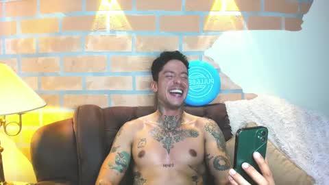 Snapshot of dylanstonne1 chatting on March 9, 4:55 pm D Y L A N online show from March 9, 4:55 pm