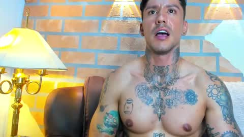 Snapshot of dylanstonne1 chatting on February 27, 2:03 am D Y L A N online show from February 27, 2:03 am