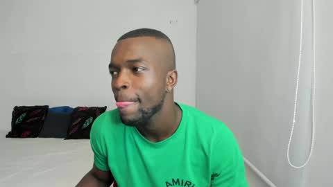 Dylan Taylor online show from February 13, 3:39 am