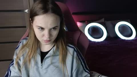 Dyna online show from October 8, 8:09 am