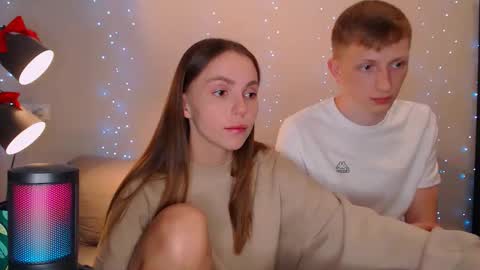 Snapshot of dyrinda chatting on February 7, 9:04 pm Julia and Dima online show from February 7, 9:04 pm