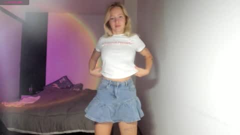 fansly - yourbestbaby online show from December 18, 3:15 am