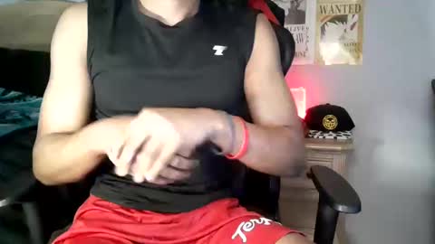 TWITTER   INSTAGRAM    easybreezy20   ONLINE 1230 AM TO 7AM online show from October 24, 8:04 am