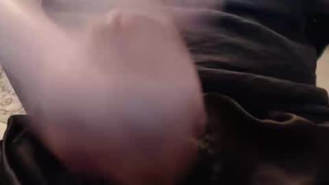 eat_a_peach2 online show from December 14, 11:33 pm